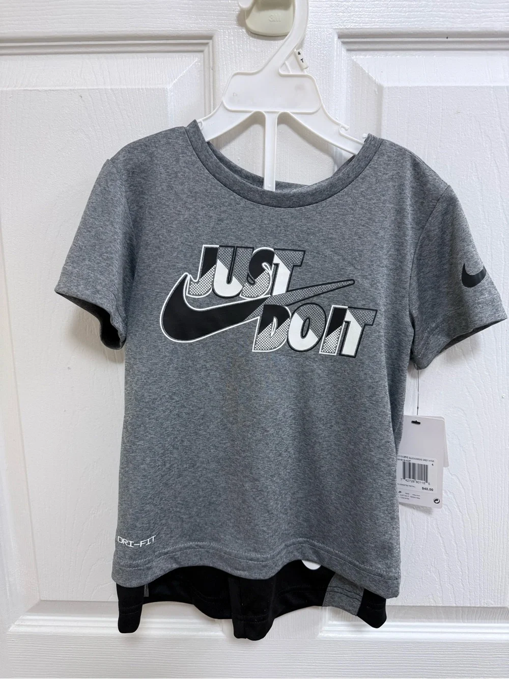 NWT Nike Kids' Gray and Black 'Just Do It' Short Set, Size 4